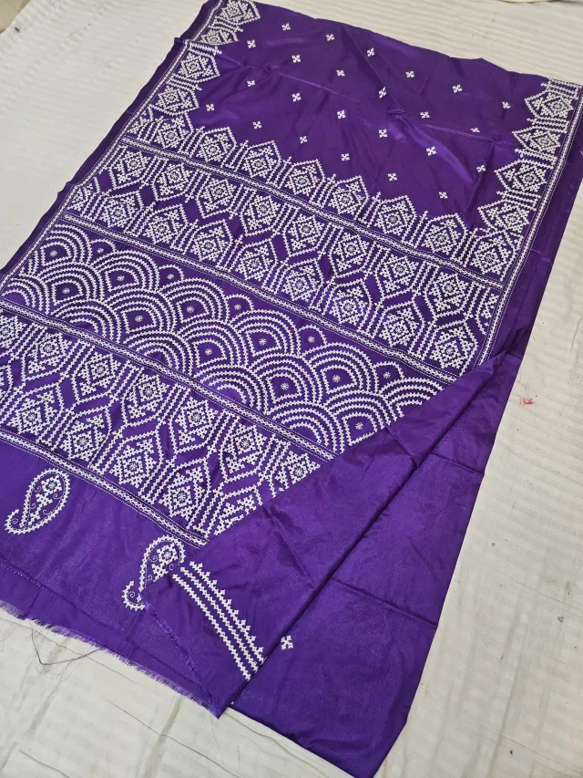 Royal Violet Blended Bangalore Silk Saree with Handcrafted Monochromatic White Gujarati Stitch Geometric Scallop & Diamond