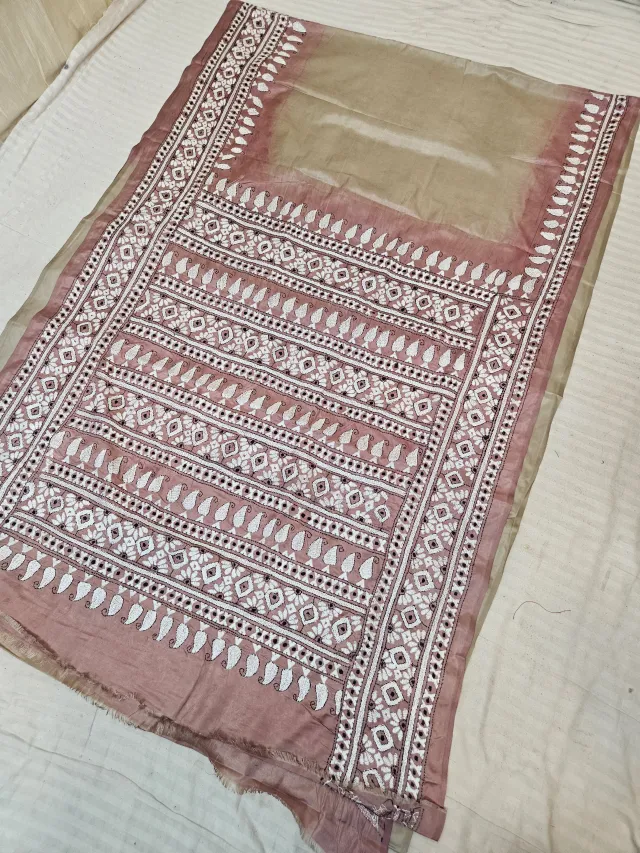 Dusty Rose and Beige Blended Bangalore Silk Saree with Handcrafted Batik Kantha Stitch Linear Paisley Kalka and Geometric Diamond