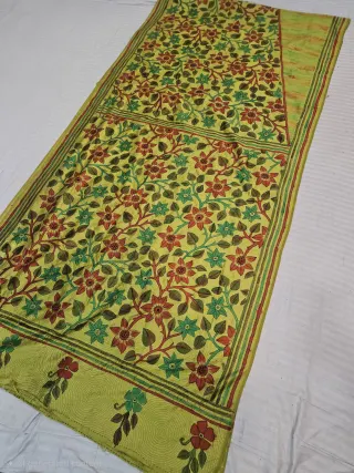 Lemon Yellow Blended Bangalore Silk Saree with Hand-Painted Multi-Petal Floral Jaal and Kantha Stitch Work