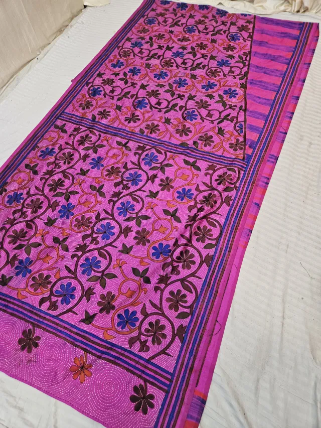 Magenta Pink Blended Bangalore Silk Saree with Hand-Painted Floral Vine Jaal and Kantha Stitch Work