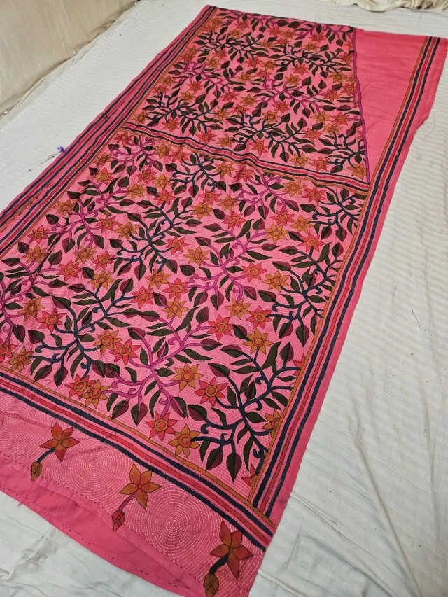 Rani Pink Blended Bangalore Silk Saree with Hand-Painted Multi-Petal Floral Jaal and Kantha Stitch Work