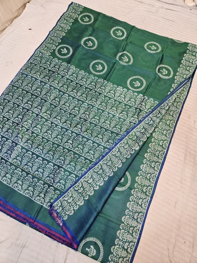 Mayurkanthi Green Dual Tone Pure Bishnupur Katan Silk Hand Block Printed Floral Medallion and Shrub Pallu Saree
