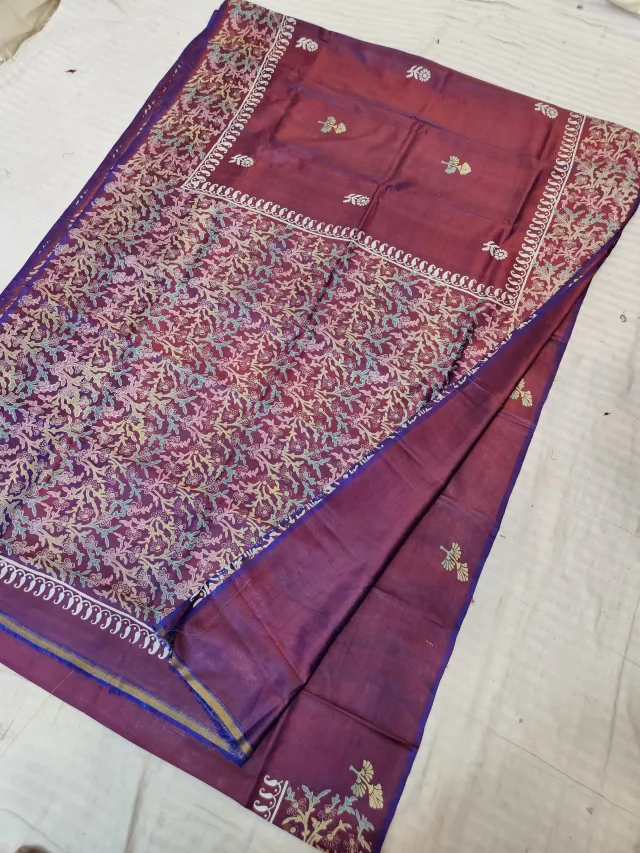 Wine Dual Tone with Blue Pure Bishnupur Katan Silk Hand Block Printed Floral Vine Jaal and Eyelet Border Pallu Saree
