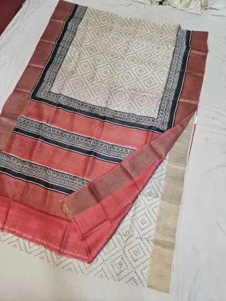 Off-White and Rust Red Pure Gachi Tussar Block Print Saree with Geometric Bandhani Motifs and Striped Pallu