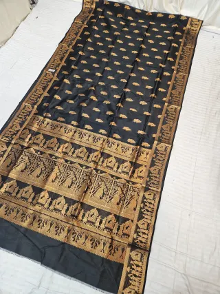 Jet Black Self Zari Swarnachari Soft Silk Saree with Mythological Narrative Pallu