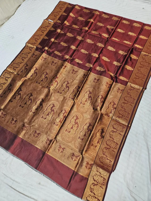 Deep Maroon Self Zari Swarnachari Soft Silk Saree with Mythological Narrative Pallu