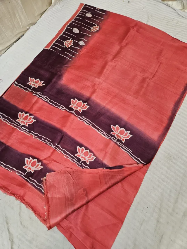 Vibrant Red Hand Painted Lotus Motif Pure Murshidabad Silk Saree
