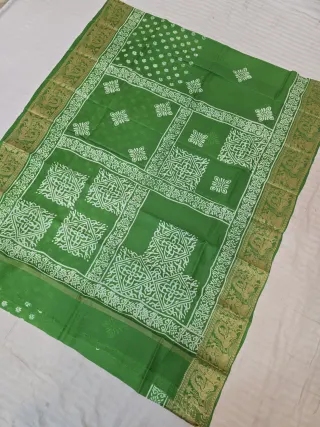 Emerald Green Pure Bangalore Silk Baluchari Border Saree with White Block Print Geometric Medallions