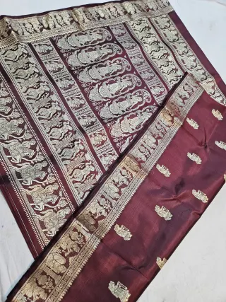 Wine Burgundy Pure Bishnupur Silk Baluchari Saree with Woven Courtly Figures Border & Durbar Narrative Pallu