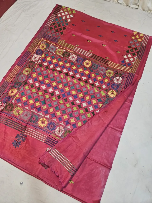 Strawberry Pink Blended Bangalore Silk Kantha Stitch Saree with Multicolored Geometric Rosette & Floral Medallion Pallu