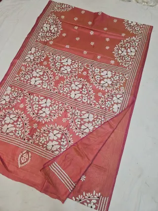 Peach Terracotta Blended Bangalore Silk Kantha Stitch Saree with Arched Floral Medallions & Multi-Tiered Pallu