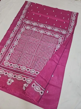 Rani Pink Blended Bangalore Silk Kantha Stitch Saree with Geometric Droplet Grid & Paan Leaf Floral Pallu