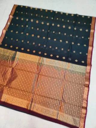 Deep Bottle Green Ratnagiri Pure Silk Saree with All-Over Zari Diamond Butas & Maroon Contrast Brocade Border