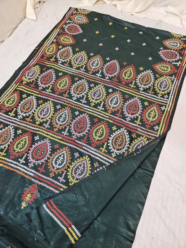 Bottle Green Blended Bangalore Silk Saree with Multicolour Gujarati Stitch Paisley Medallions & Embroidered Pallu