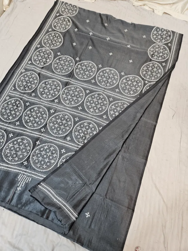 Charcoal Grey Blended Bangalore Silk Saree with All-Over White Gujarati Stitch Circular Mandala Discs & Embroidered Pallu