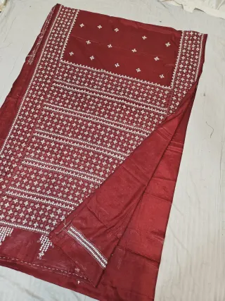 Crimson Red Blended Bangalore Silk Saree with All-Over White Gujarati Stitch Star Floret Grid & Embroidered Pallu