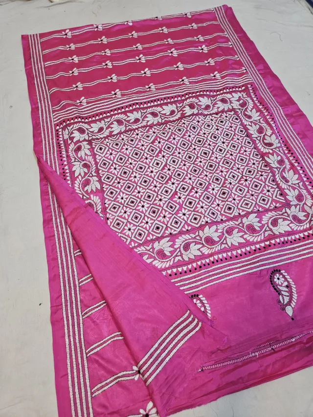 Rani Pink Blended Bangalore Silk Saree with All-Over White Hand Embroidered Kantha Stitch Diamond Lattice Pallu