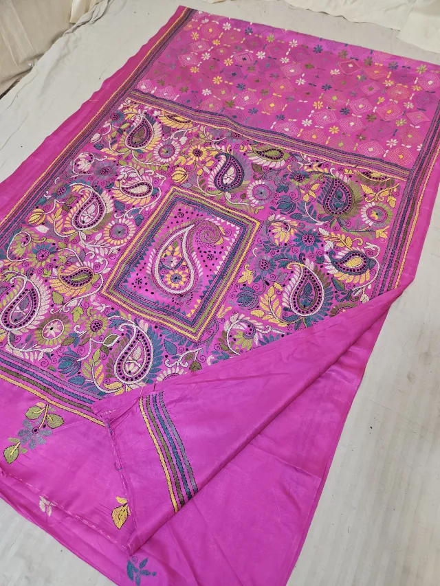 Baby Pink Blended Bangalore Silk Saree with Multicolour Hand Embroidered Kantha Stitch Paisley Kalka Medallion Pallu