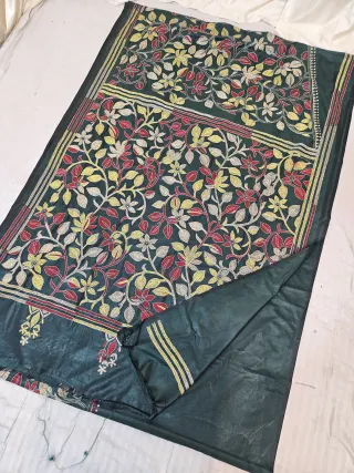 Bottle Green Blended Bangalore Silk Saree with Multicolour Hand Embroidered Kantha Stitch Botanical Vine Tapestry Pallu