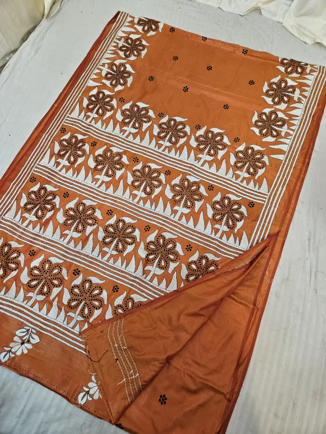 Rust Terracotta Blended Bangalore Silk Saree with White Hand Embroidered Kantha Stitch Bold Daisy Registers Pallu