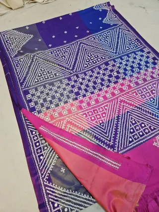 Royal Purple Blended Bangalore Silk Saree with White Hand Embroidered 3D Kantha Stitch Multi-Block Geometric Chevron Pallu