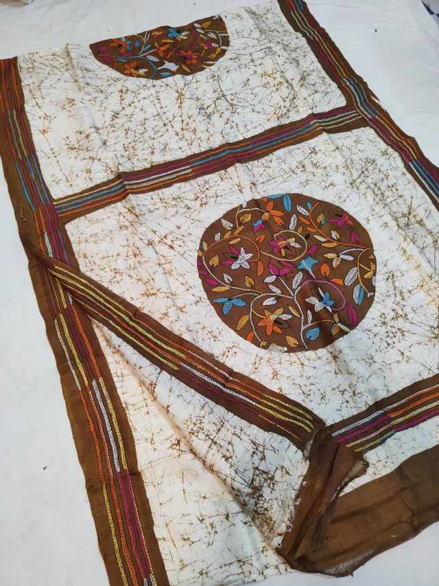 Off-White & Chocolate Brown Pure Murshidabad Silk Saree with Hand Batik & Kantha Stitch Circular Botanical Medallion Pallu