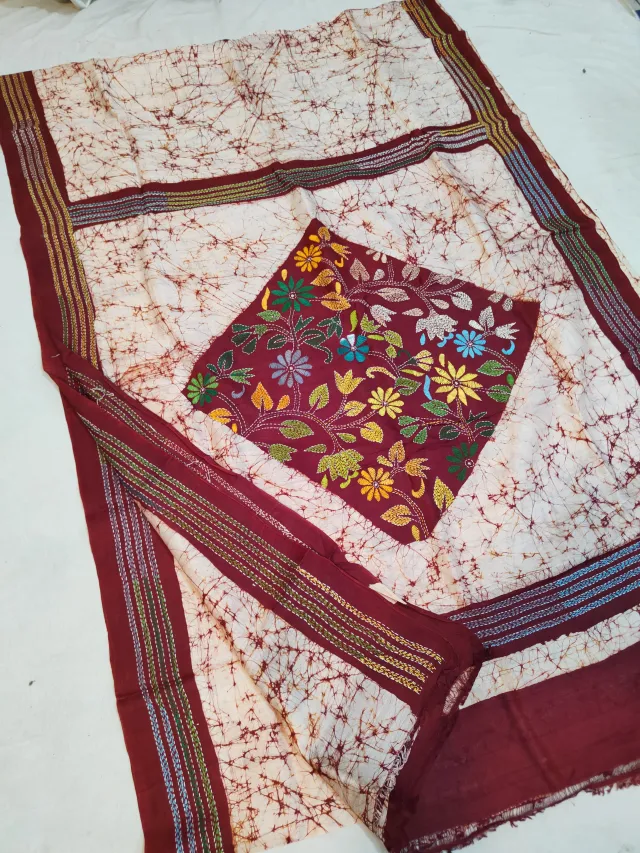 Off-White & Crimson Maroon Pure Murshidabad Silk Saree with Hand Batik & Kantha Stitch Diamond Botanical Pallu