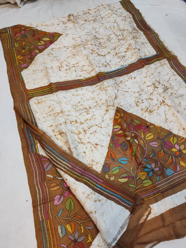Off-White & Chocolate Brown Pure Murshidabad Silk Saree with Hand Batik & Kantha Stitch Triangular Botanical Pallu
