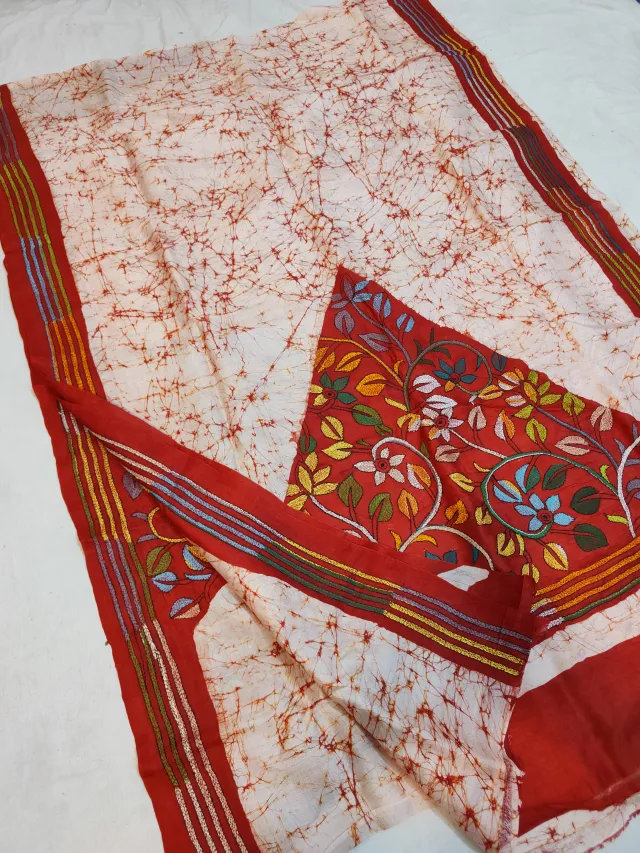 Off-White & Scarlet Red Pure Murshidabad Silk Saree with Hand Batik & Kantha Stitch Diamond Botanical Pallu
