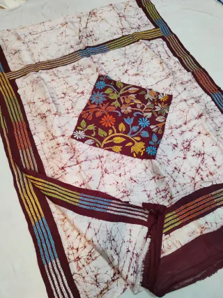 Off-White & Crimson Maroon Pure Murshidabad Silk Saree with Hand Batik & Kantha Stitch Diamond Botanical Pallu