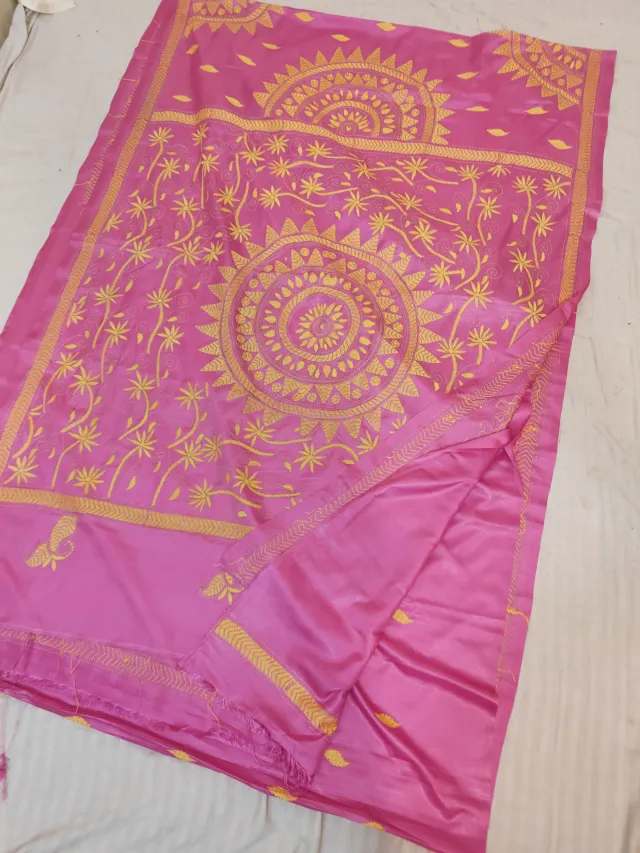 Baby Pink Blended Bangalore Silk Hand Kantha Stitch Sunburst Mandala and Floral Jaal Pallu Saree