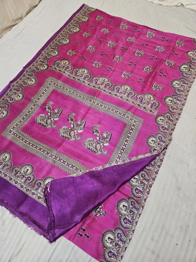 Rani Pink Pure Murshidabad Silk Saree with Katan Madhubani Classical Figurine & Scalloped Arch Pallu