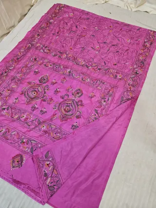 Rani Pink Blended Bangalore Silk Saree with Chalu Kantha Stitch Floral Mandala & Scrolling Jaal Pallu