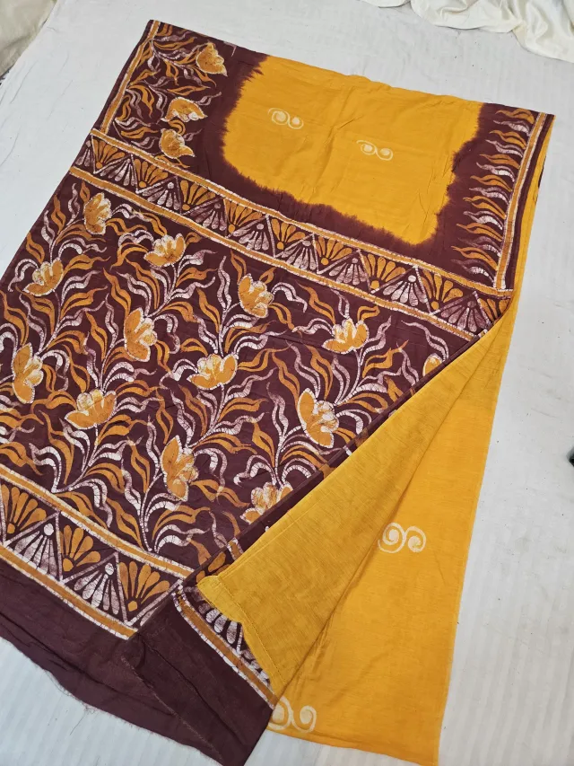 Mustard Yellow and Chocolate Brown Pure Cotton Bafta Hand Batik Print Floral Jaal Pallu Saree
