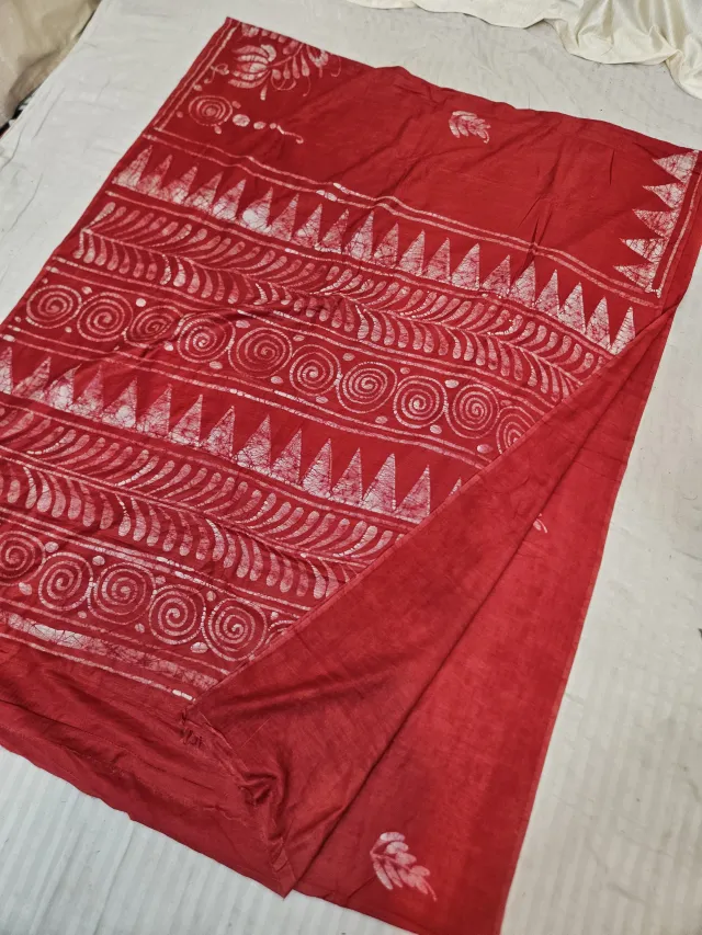 Crimson Red Pure Cotton Bafta Hand Batik Print Spiral and Temple Pallu Saree