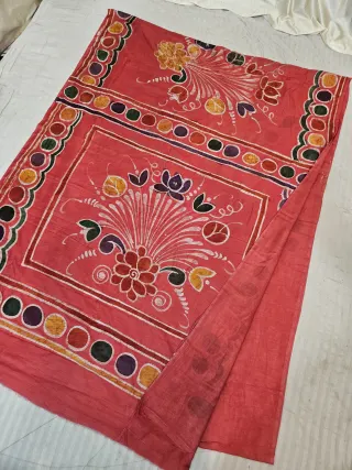 Coral Pink Pure Cotton Bafta Hand Batik Print Radiating Floral Bouquet Pallu Saree