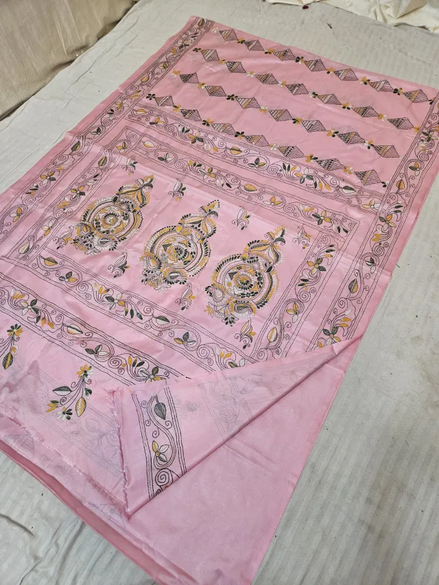 Dual Tone White & Pink Blended Bangalore Silk Saree with Chalu Kantha Stitch Triple Mandala & Geometric Diamond Pallu