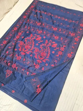 Deep Ink Blue Blended Bangalore Silk Saree with Rani Pink Thread Chalu Kantha Stitch Twin Kalka & Floral Pallu