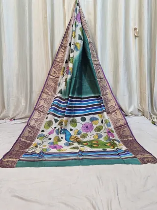 Premium Peacock Green & Ivory White Par Baluchuri Handprint