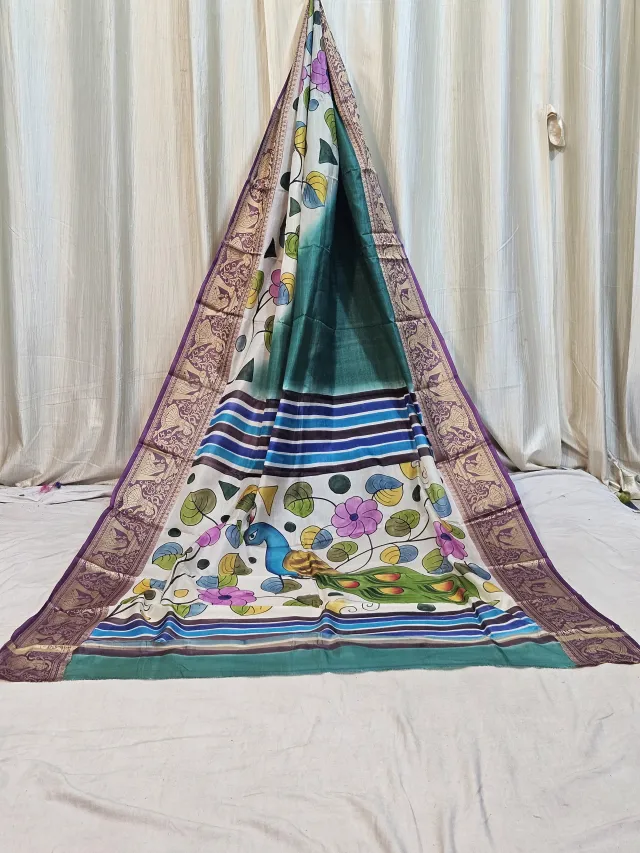 Premium Peacock Green & Ivory White Par Baluchuri Handprint