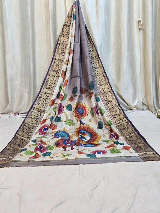 Premium Grey & Off White Par Baluchuri Handprint