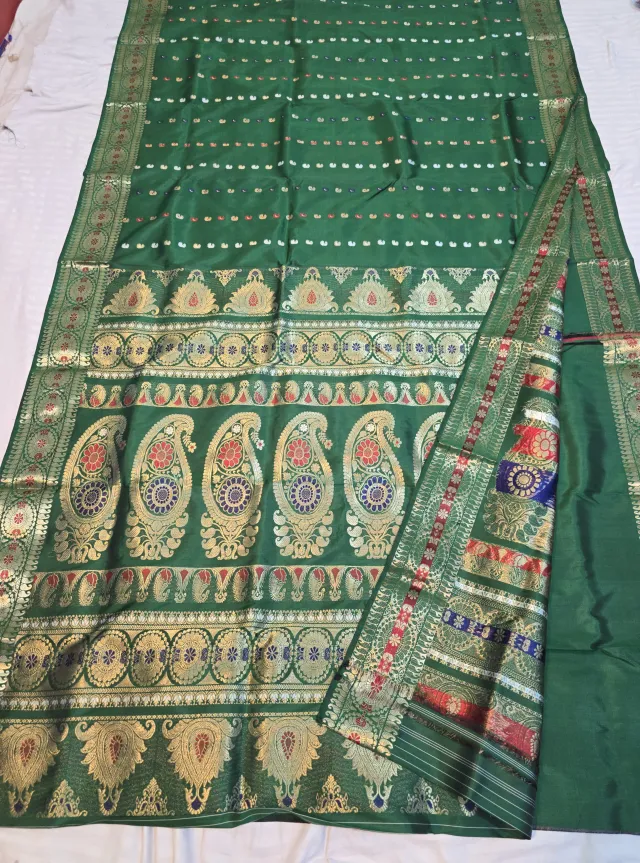 Premium Bottle Green 2000 Buti Swarnachuri Pure Bishnupur Silk Saree