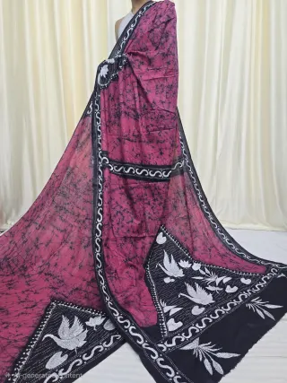 Rani Pink and Black Mulmul Cotton Batik Saree with Bird Motif Kantha Stitch